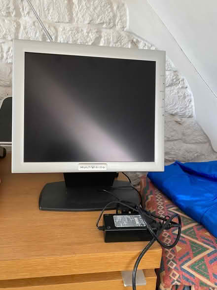 Photo of free Computer Monitor (Dursley GL11) #2