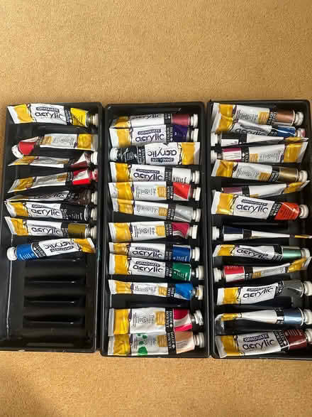 Photo of free Acrylics paint, alcohol ink (S70) #1
