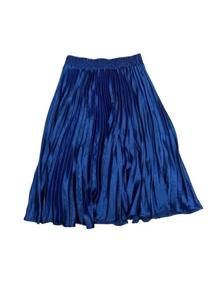 Photo of free HD In Paris Woman’s Skirt (Brooklyn Storage) #1