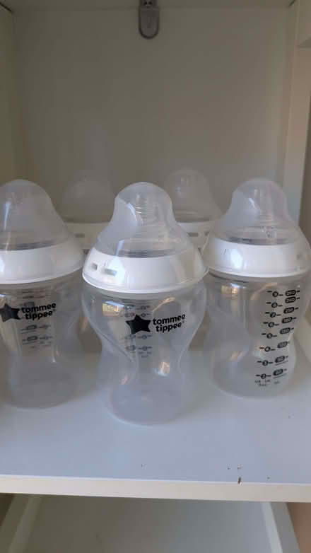 Photo of free 5x tommee tippee bottles (Loughton IG10) #1