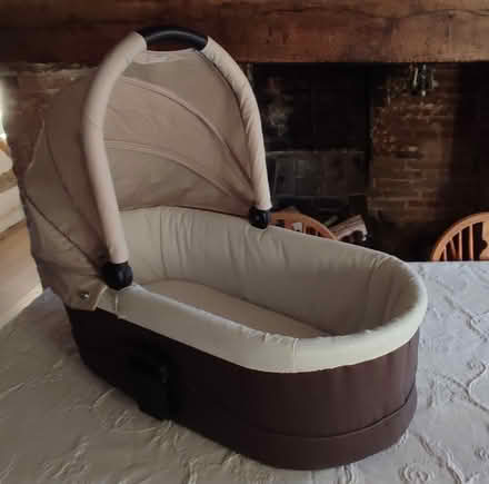 Photo of free Mama s & Papas Carry Cot (Winfarthing) #3