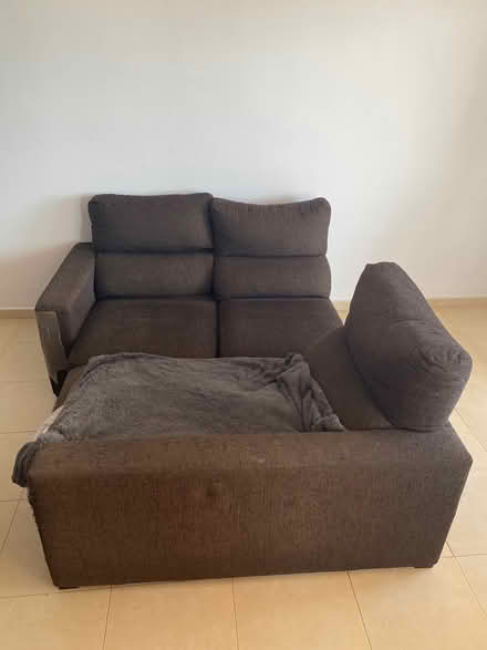 Photo of free Sofa 3 chaise cama (Beach) #1