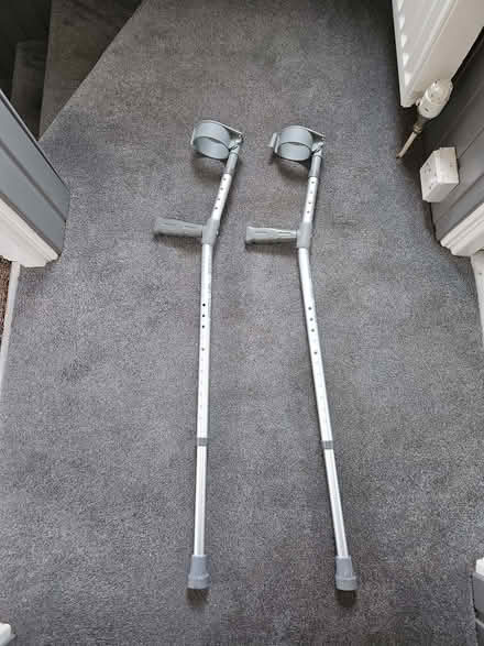 Photo of free Crutches (Sauchie FK10) #1