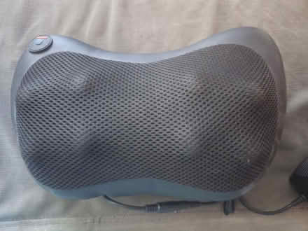 Photo of free Zyllion Shiatsu Back Massager (Pape and Eastern Avenue) #1