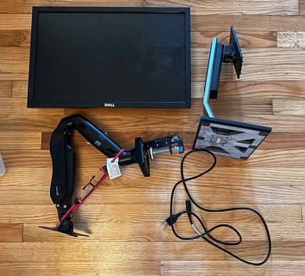 Photo of free 21 inch Dell Monitor (South Baltimore) #1