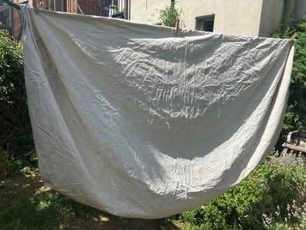 Photo of free Single duvet cover, fitted sheet and two pillowcases (NW10) #4