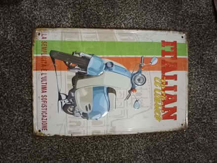 Photo of free Metal display decorations (Bent Gate BB4) #4