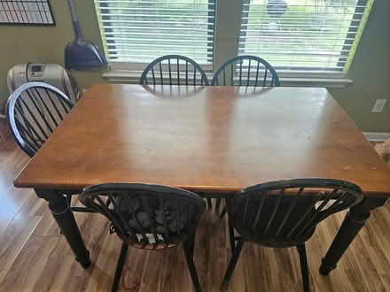 Photo of free Dinning table and 5 chairs (Leander, Bagdad & Hero Way) #1