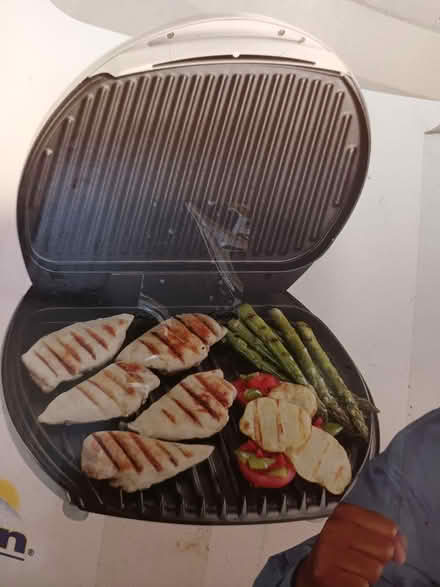 Photo of free George Foreman Grill (Hollingworth via Hyde) #1