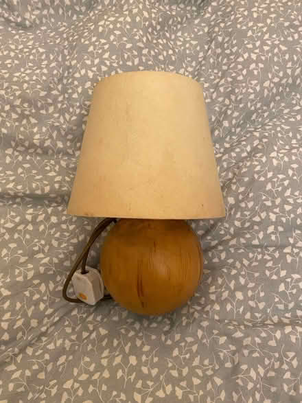 Photo of free Lamp - broken (islington N1) #1