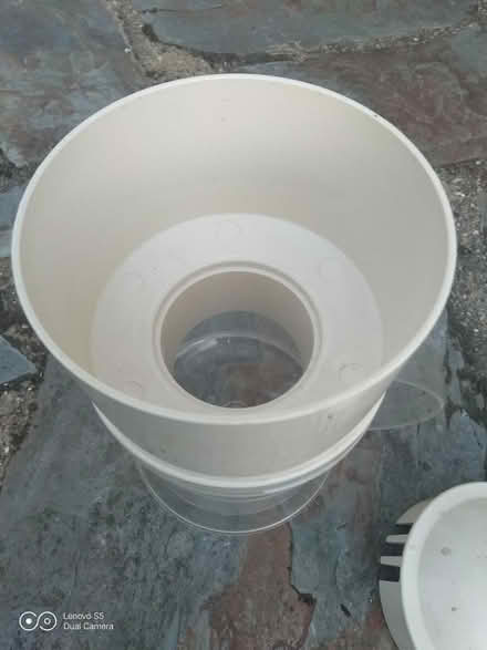 Photo of free Water filter jug Spong (Highams Park E4) #1