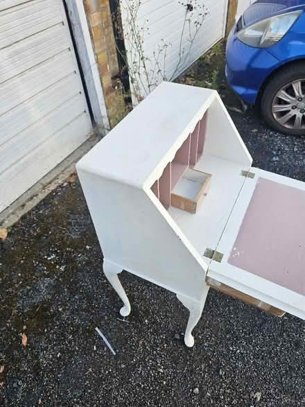 Photo of free Cabinet / Writing table (Cheshunt EN8) #3
