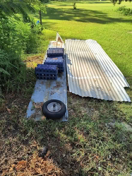 Photo of free Pepsi trays, tin, tire rim (South side) #1