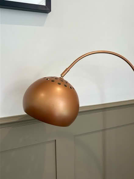 Photo of free Floor lamp (Nash Mills, HP3) #2
