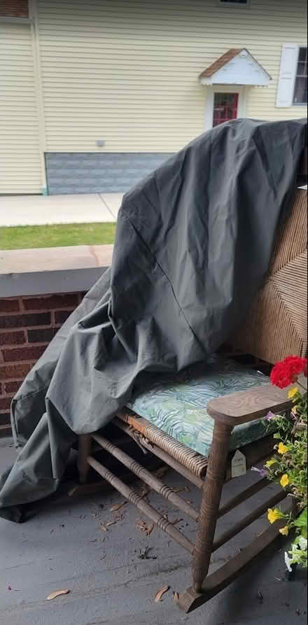 Photo of free Rocking chair (North side of Elmhurst) #3