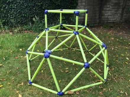 Photo of free Childrens climbing frame (Canton CF5) #1