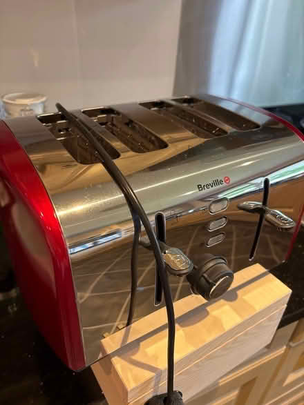 Photo of free Toaster (Cairneyhill KY12) #1