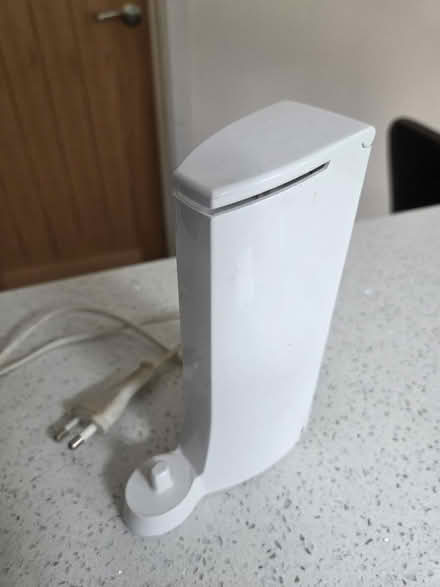 Photo of free Braun electric toothbrush charger (Frimley) #1