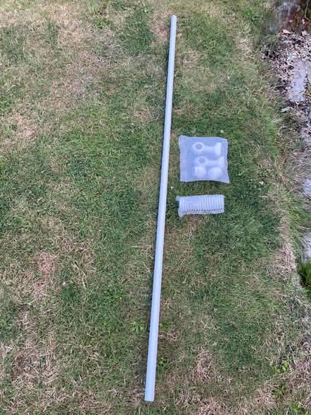 Photo of free 1.8m White Curtain Pole (TR7) #2