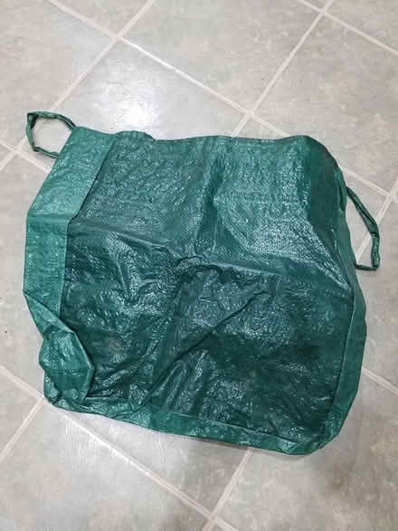 Photo of free Large grow bag (Britannia Rd and Creditview Rd) #1