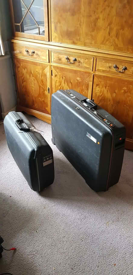 Photo of free Sturdy, good quality suitcases (Totteridge HW HP13) #2