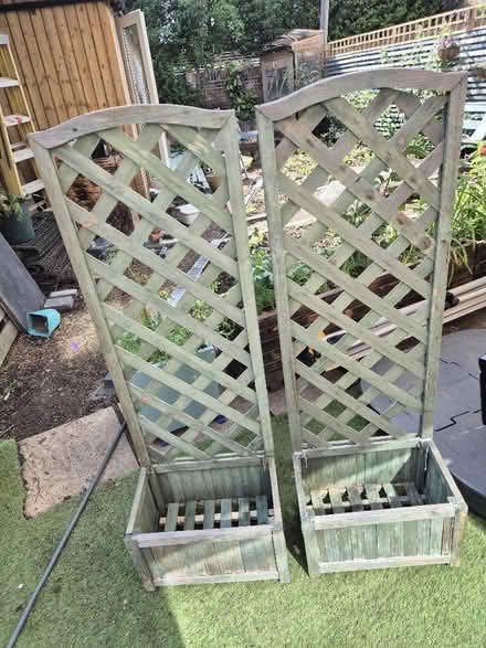 Photo of free Trellis (Holmer Green HP15) #1