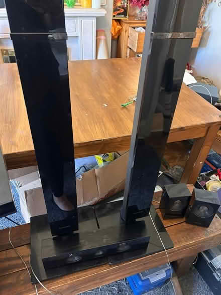 Photo of free 7.1 dolby surround sound system for tv. 7 speakers plus sub (Perivale W5) #3