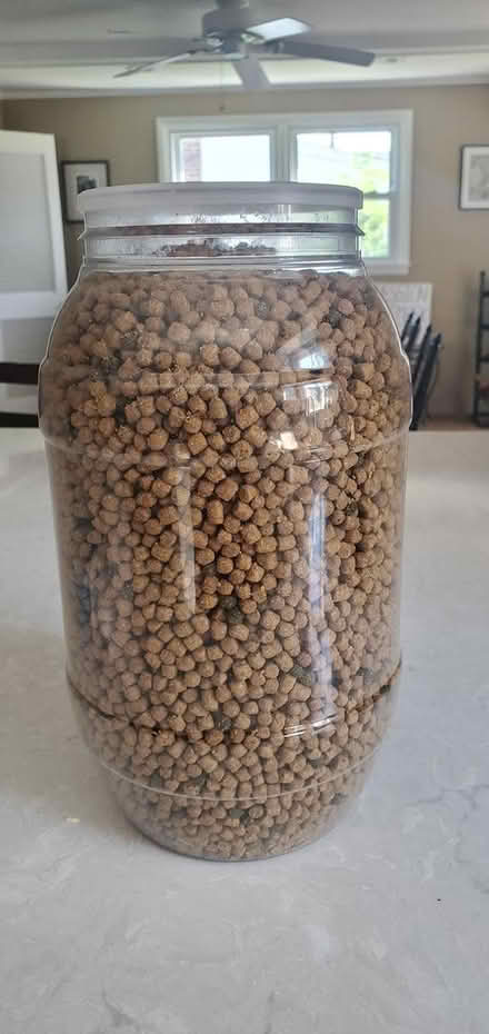 Photo of free Blue Buffalo cat food (Springfield - Scenic Hills) #1