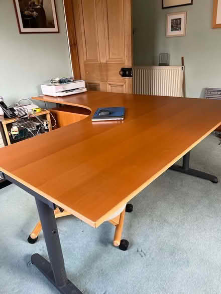 Photo of free Large corner desk (two sections attached) (Sciennes EH9) #2