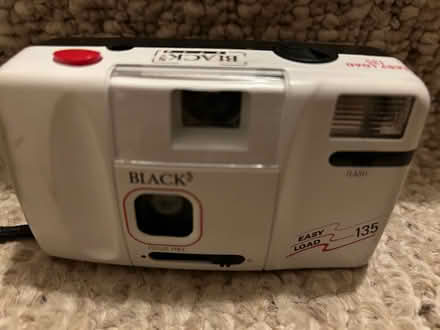 Photo of free Blacks 135 mm camera (L5L 5P5) #2