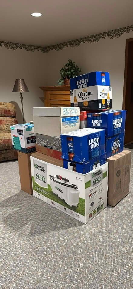 Photo of free Moving/packing boxes (On ski hill dr in leavenworth) #2