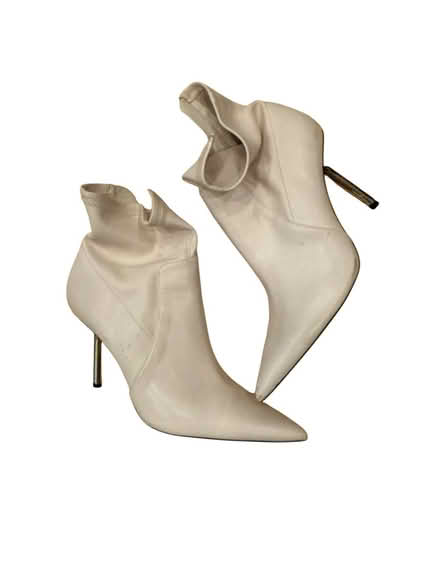Photo of free Zara Woman’s Booties (Brooklyn Storage) #2