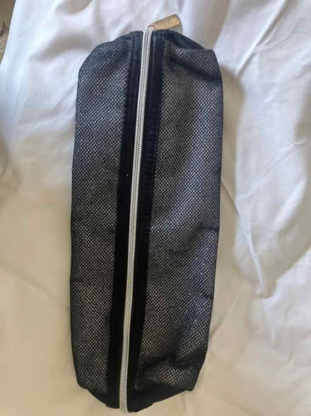 Photo of free Gdh hair curling tong bag (NW10) #1