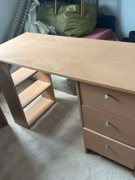 Photo of free Desk (Wymondham NR18) #1