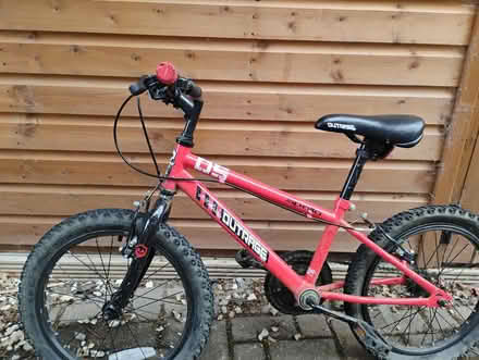 Photo of free Kids bike for 6-9 year olds (Abingdon OX14) #1