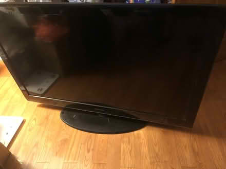 Photo of free Samsung 50 Inch LCD TV - non smart (Woodhaven NY) #1