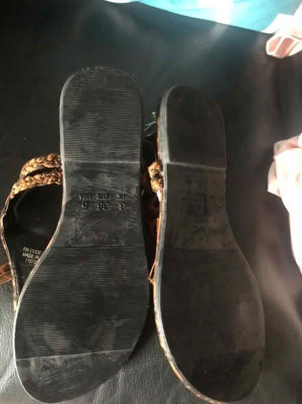 Photo of free Animal print sandals (Westbury BA13) #2