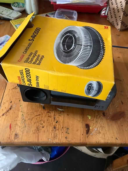 Photo of free Slide projector (Vauxhall SE11) #1