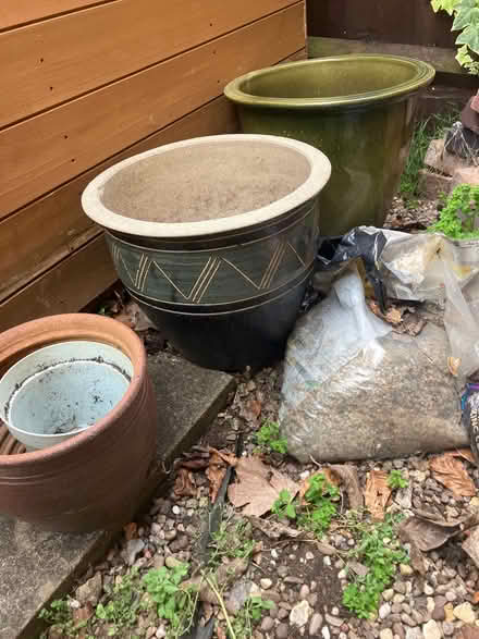 Photo of free Various garden pots (Thornbury BS35) #1