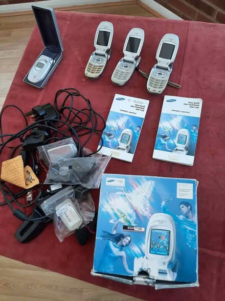Photo of free Samsung T100 phones (Chelsfield BR6 6EB) #1