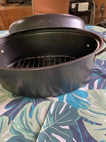 Photo of free Roasting pan with rack (Clifton park, off exit 8A) #2