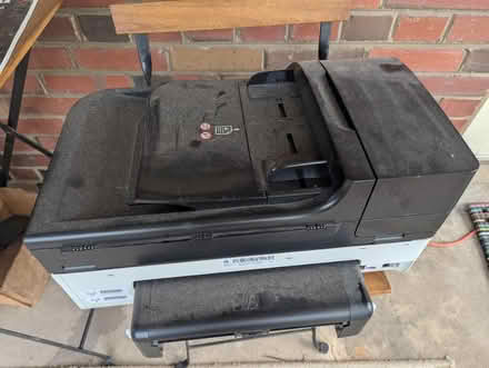 Photo of free Old HP printer (Hyattsville) #1