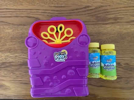 Photo of free Bubble machine and bubble solution (Histon, Cambridge) #1