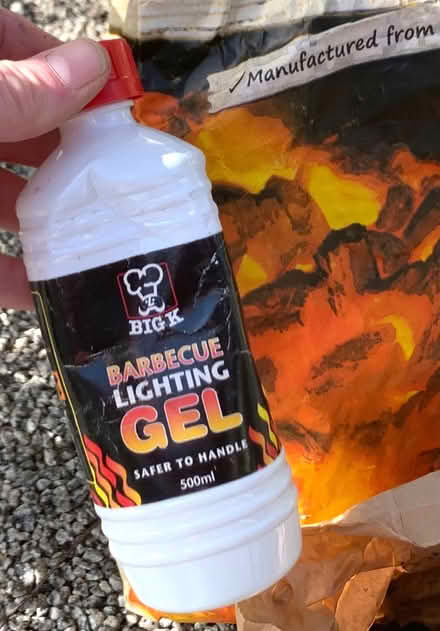 Photo of free bbq charcoal & lighting gel (Marchmont EH9) #3