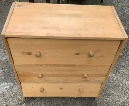 Photo of free Small chest of drawers - for repair (Chorlton M21) #1