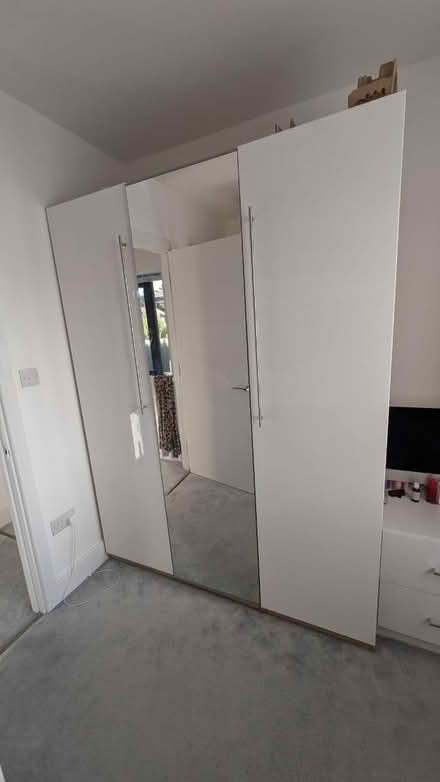 Photo of free Nice white wardrobe (Watford WD25) #1