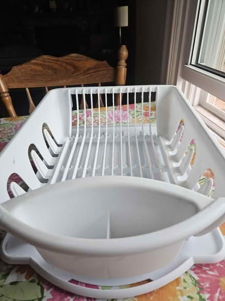 Photo of free Dish drainer (Burton, Mi) #1