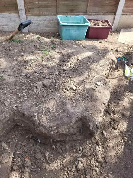 Photo of free soil (Craven Arms SY7) #2