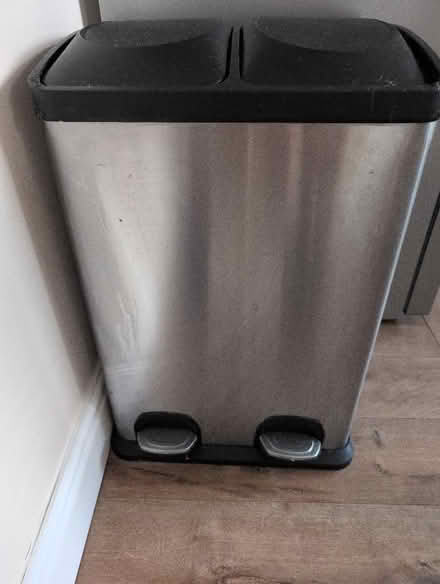 Photo of free Recycling Bin (Gregson Lane PR5) #1