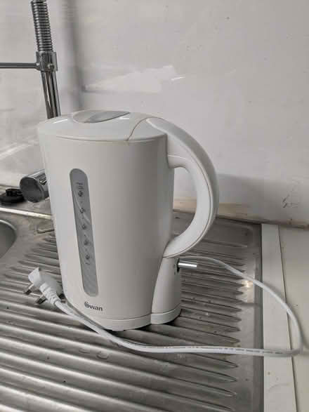 Photo of free Electric kettle (Newcastle Under Lyme) #1